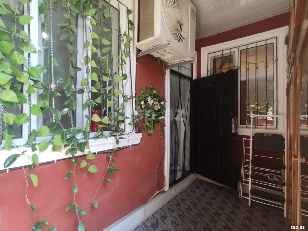 Satılır 4 otaqlı həyət evi 120 m²