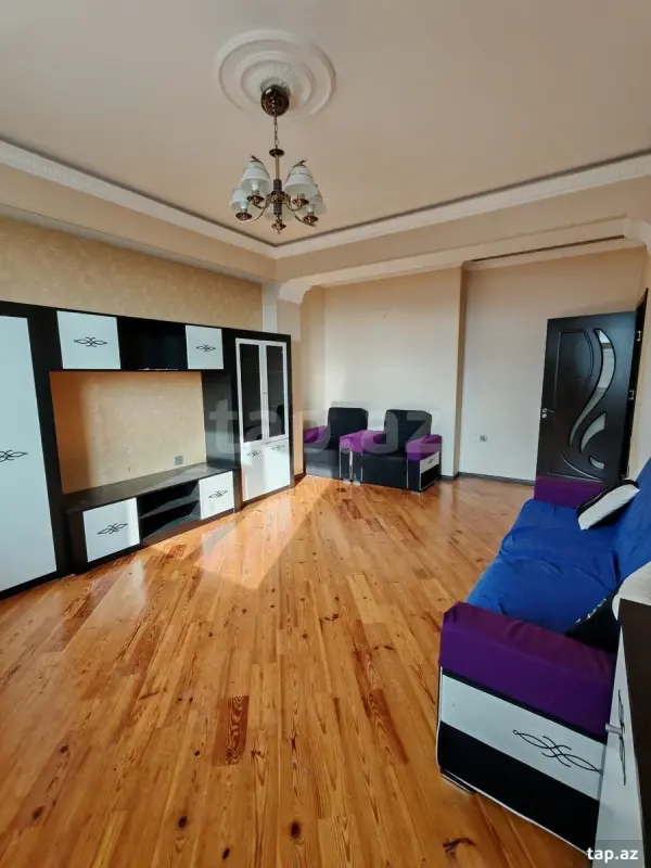 Kirayə verilir 2 otaqlı yeni tikili 65 m²