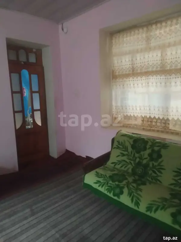Kirayə verilir 1 otaqlı həyət evi 10 m²