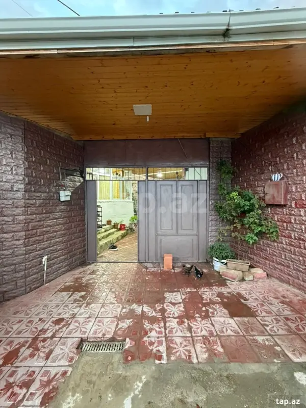 Satılır 4 otaqlı həyət evi 95 m²