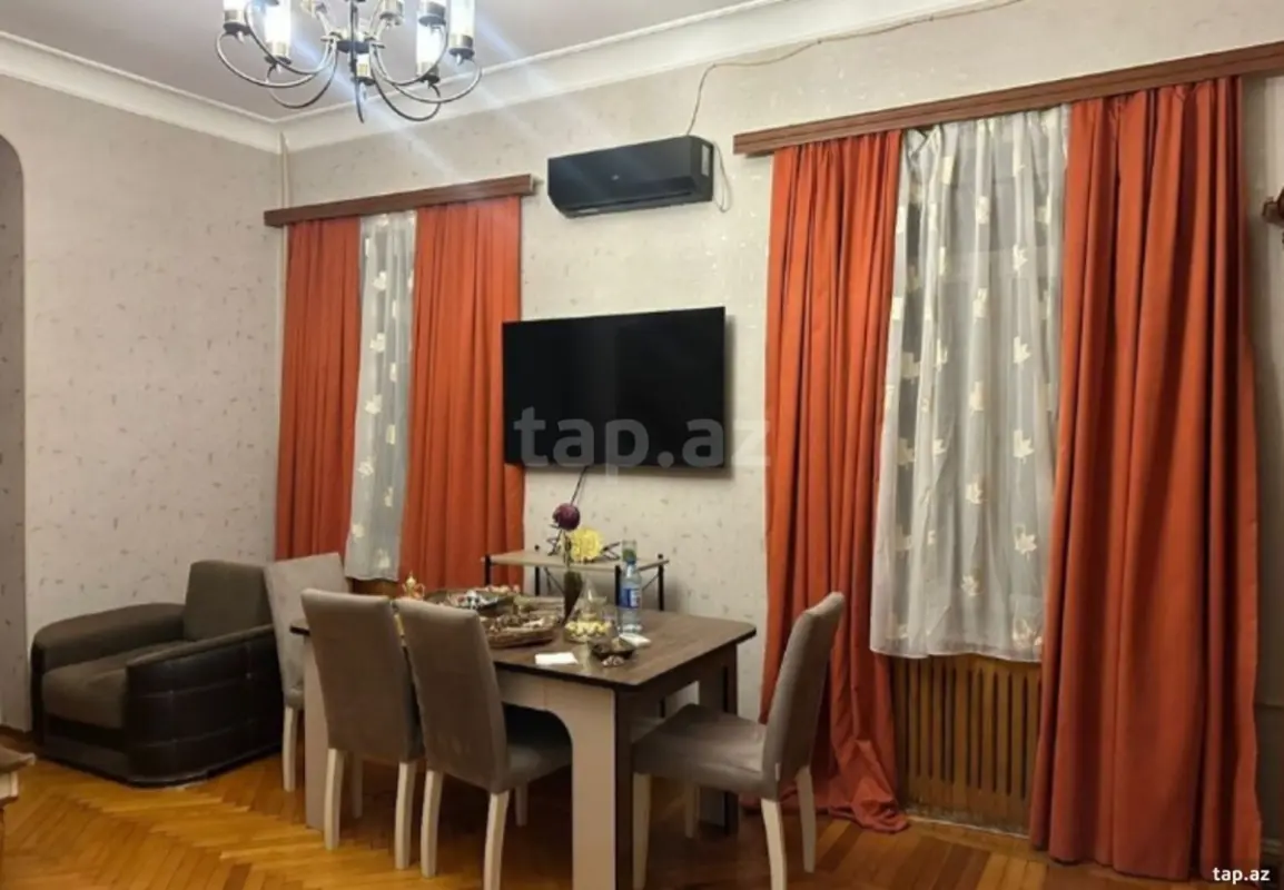 Kirayə verilir 2 otaqlı mənzil 50 m²