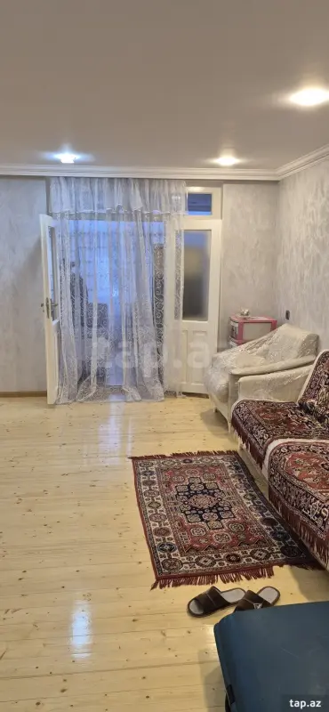 Satılır 2 otaqlı mənzil 75 m²