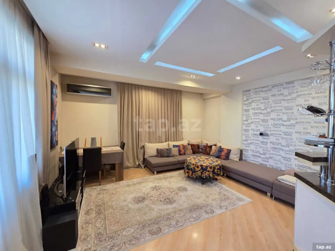 Satılır 3 otaqlı yeni tikili 120 m²