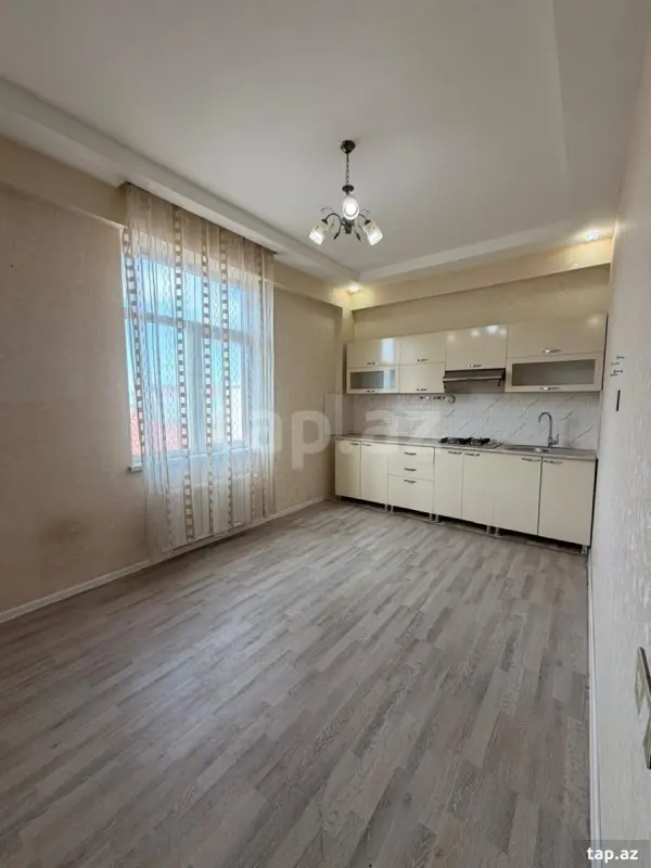 Satılır 2 otaqlı yeni tikili 50 m²