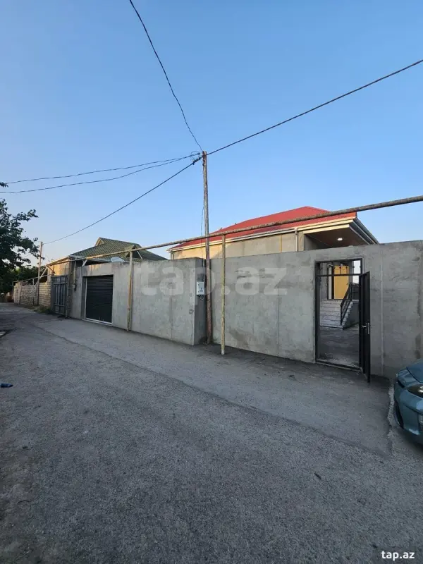 Satılır 4 otaqlı həyət evi 100 m²