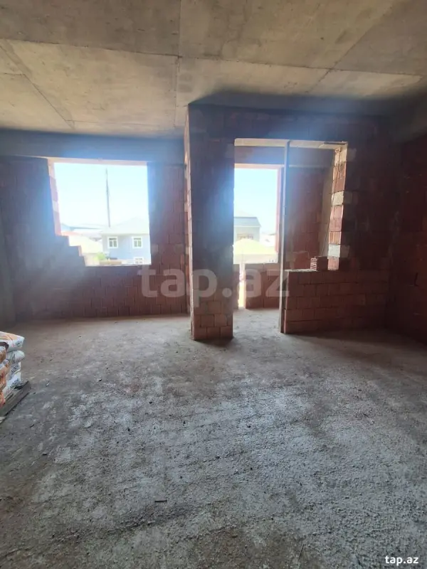 Satılır 2 otaqlı yeni tikili 60 m²