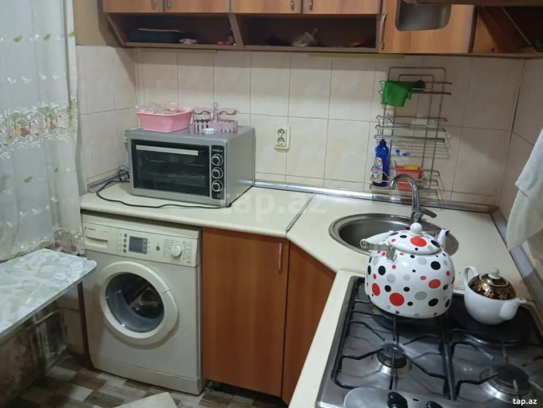 Kirayə verilir 1 otaqlı mənzil 88 m²