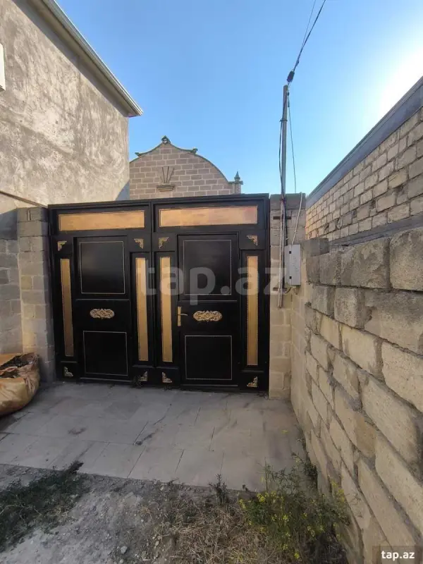 Satılır 3 otaqlı həyət evi 100 m²