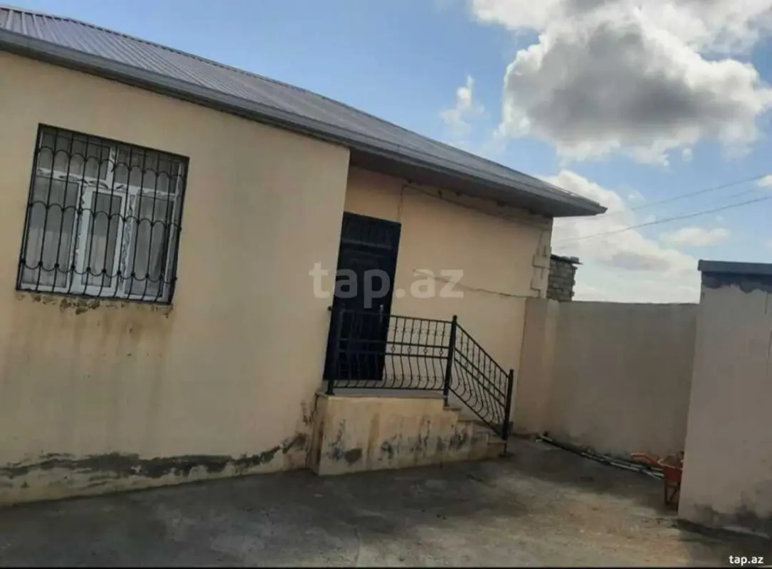 Satılır 3 otaqlı həyət evi 110 m²