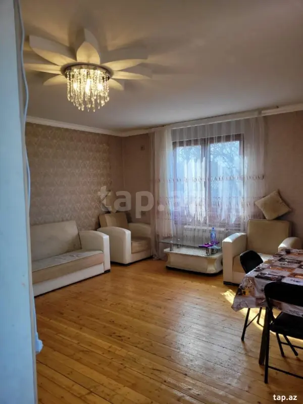 Kirayə verilir 2 otaqlı həyət evi 70 m²