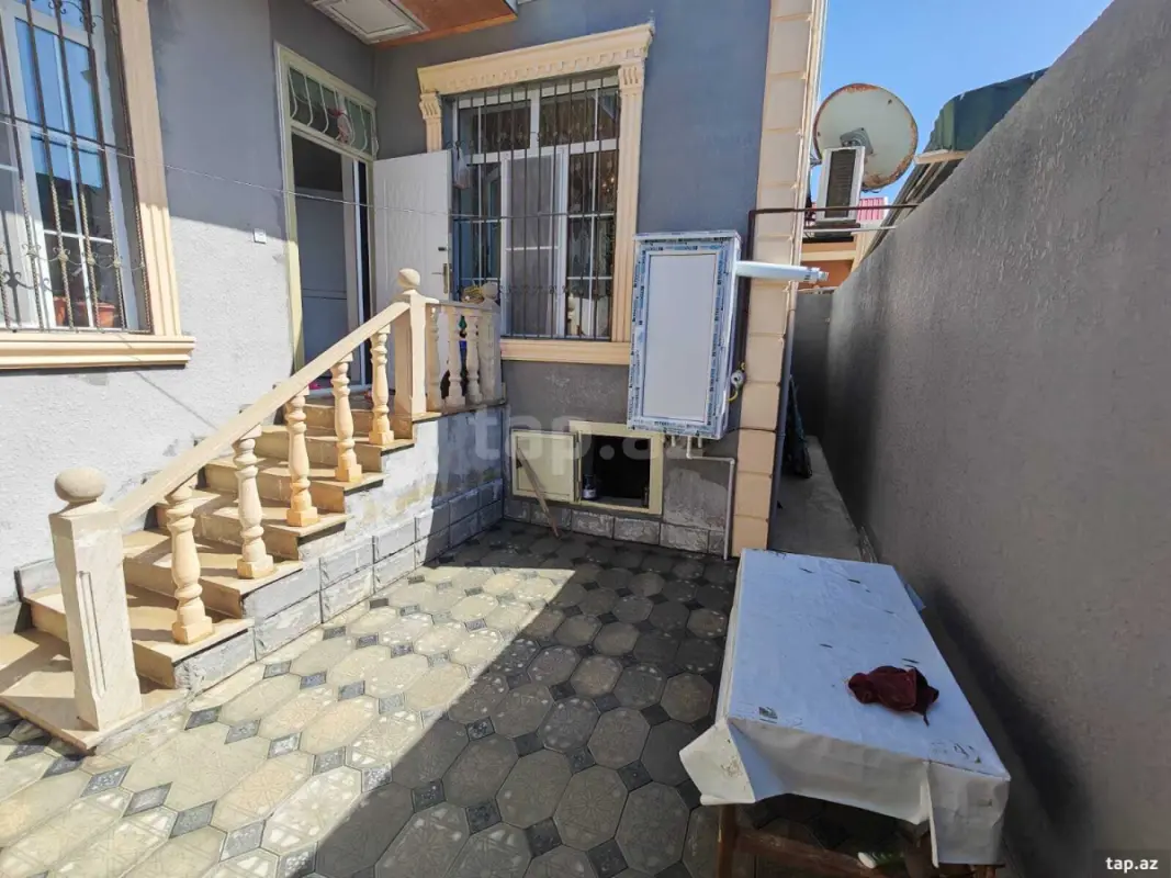Satılır 2 otaqlı həyət evi 60 m²