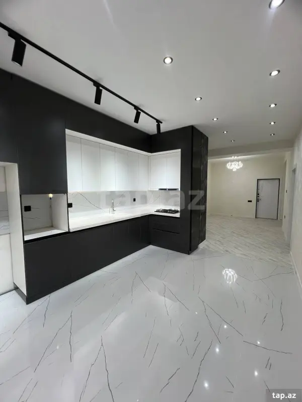 Kirayə verilir 3 otaqlı yeni tikili 85 m²