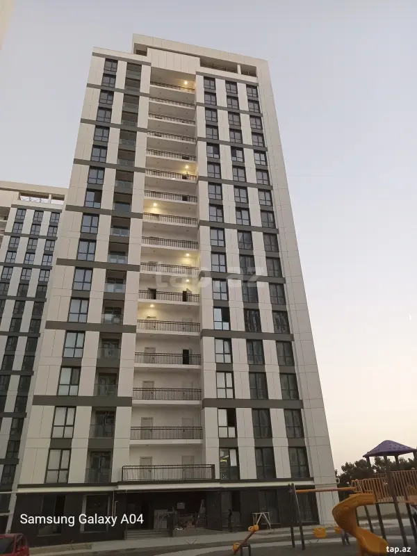 Satılır 2 otaqlı yeni tikili 55 m²