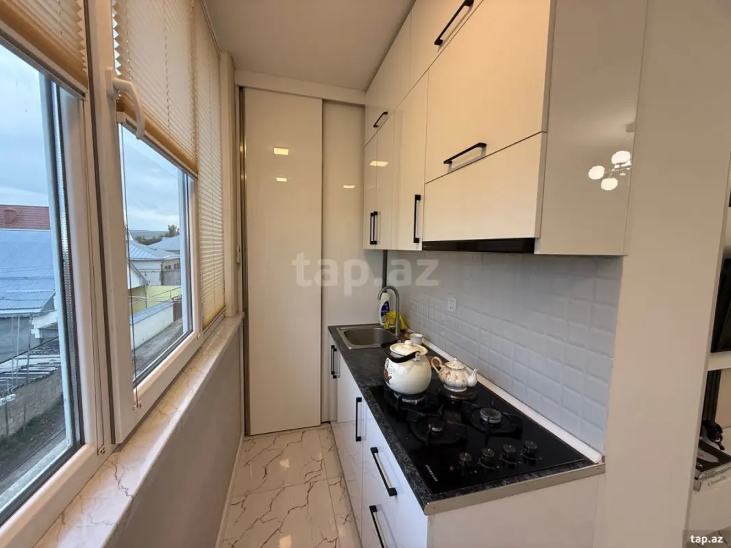 Satılır 3 otaqlı yeni tikili 84 m²
