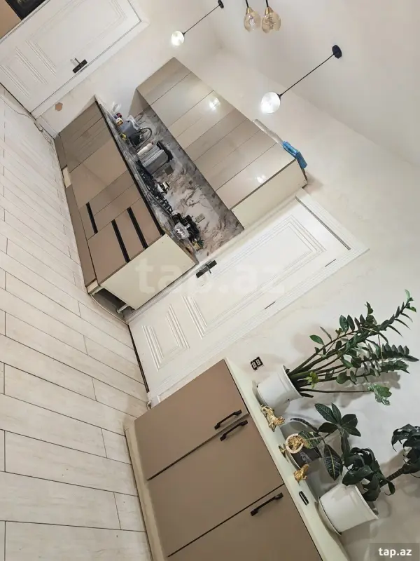 Kirayə verilir 4 otaqlı həyət evi 200 m²