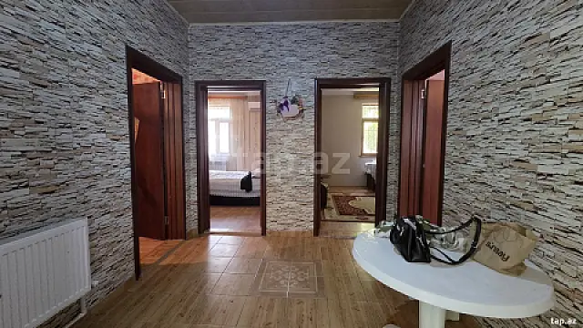 Kirayə verilir 3 otaqlı həyət evi 100 m² — Bakı, Buzovna 3 otaq 100.00 m²