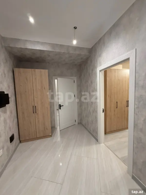 Kirayə verilir 3 otaqlı yeni tikili 75 m²