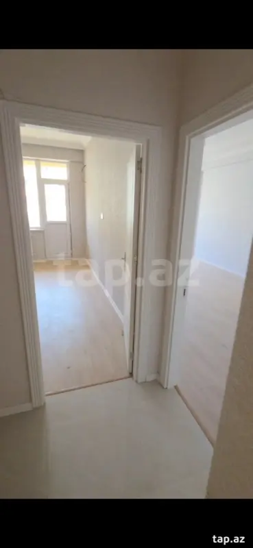 Satılır 2 otaqlı yeni tikili 80 m²