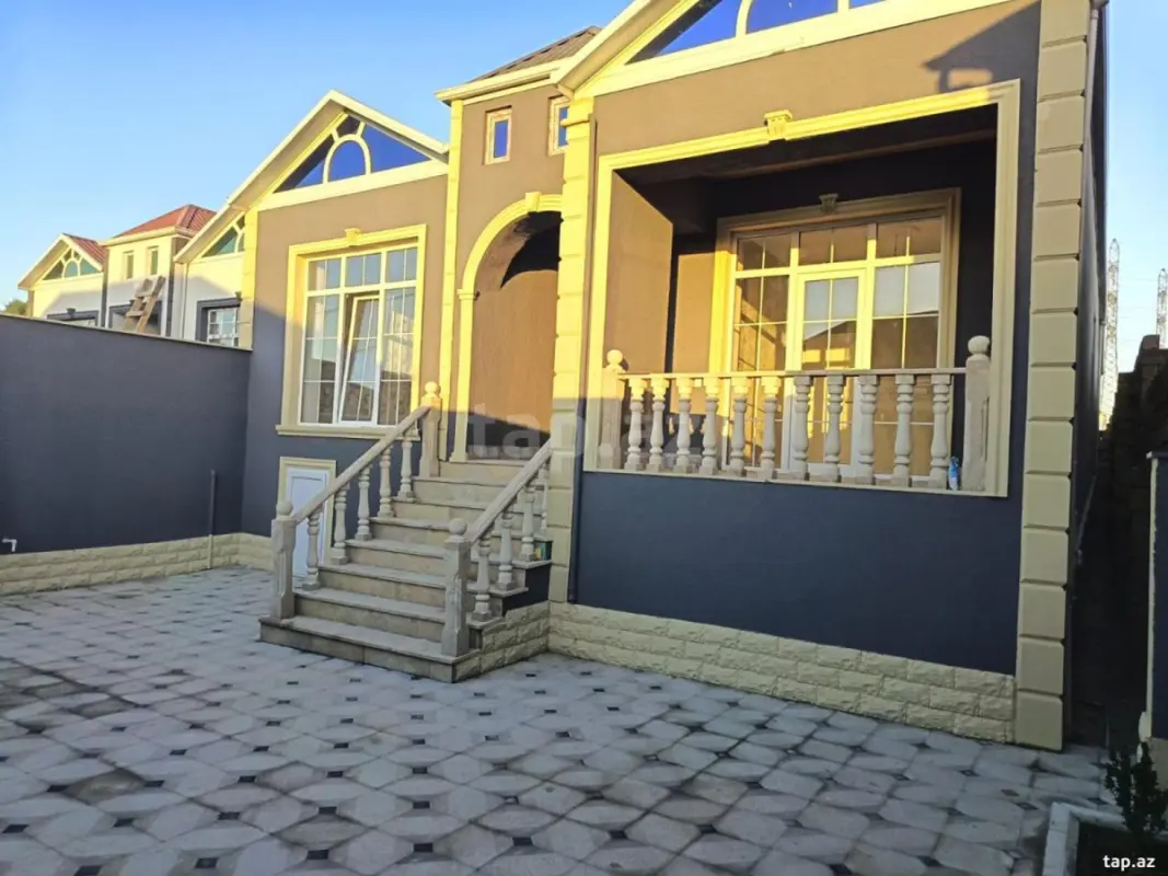 Satılır 4 otaqlı həyət evi 125 m²