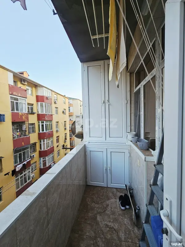 Satılır 3 otaqlı yeni tikili 70 m²