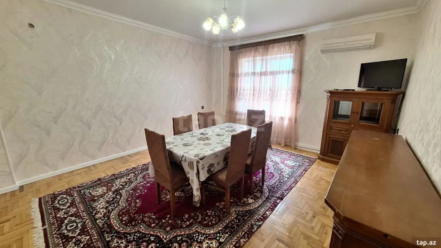 Kirayə verilir 4 otaqlı mənzil 95 m²