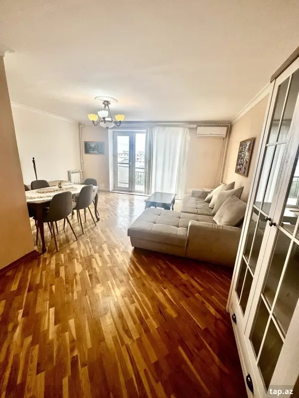 Kirayə verilir 2 otaqlı yeni tikili 88 m²