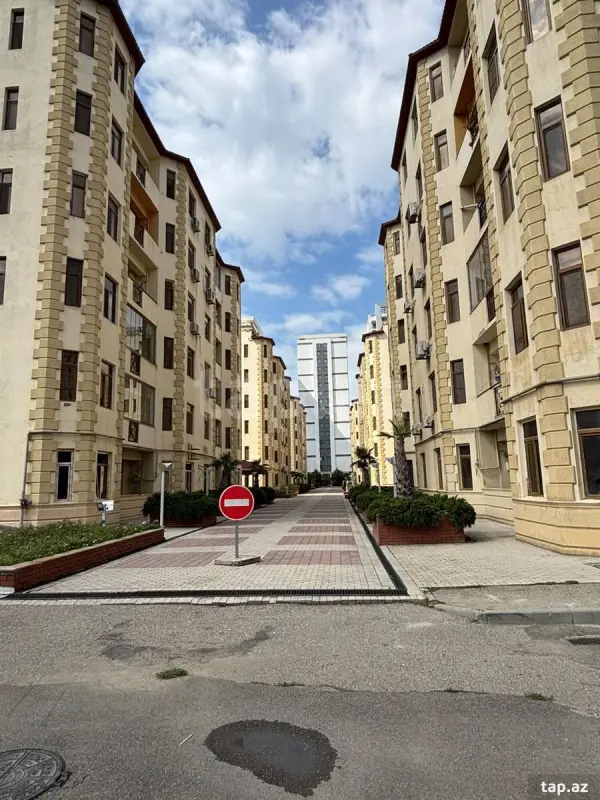 Satılır 3 otaqlı yeni tikili 126.6 m²