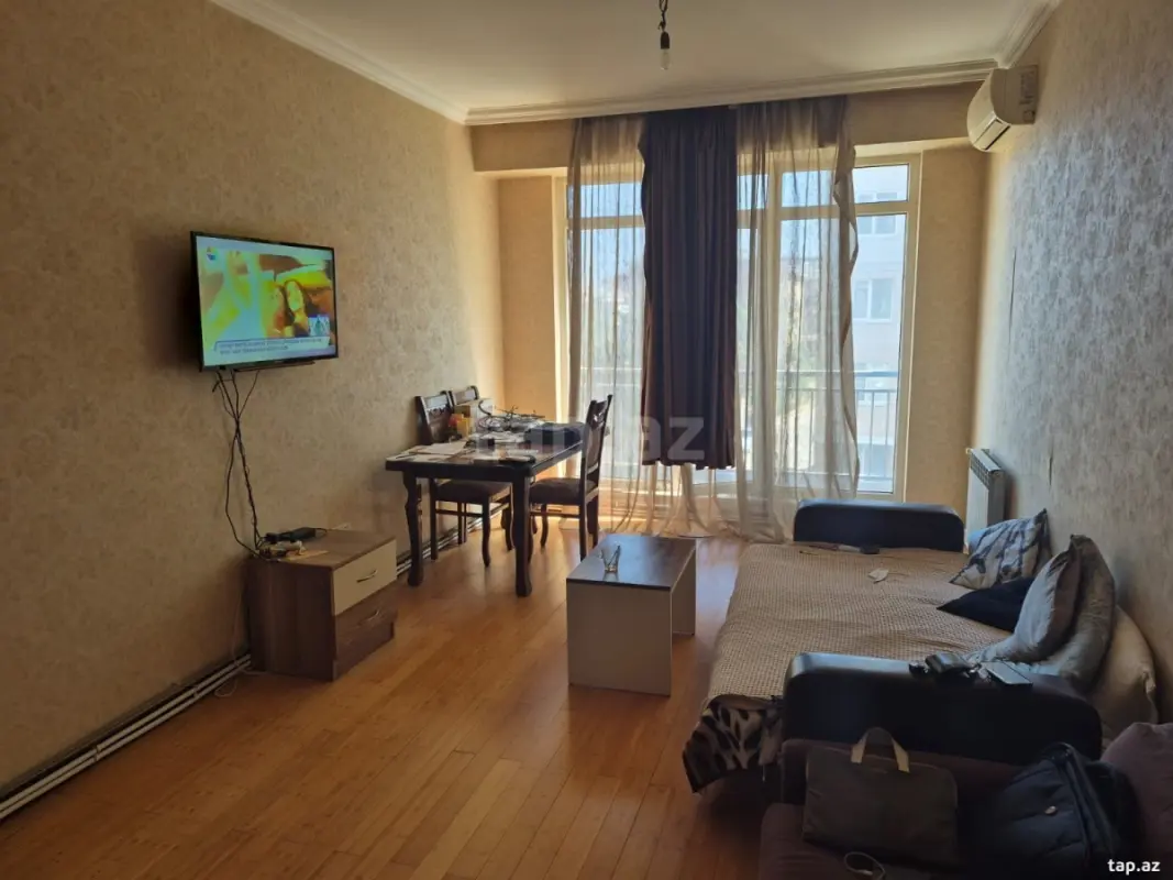 Kirayə verilir 3 otaqlı yeni tikili 80 m²