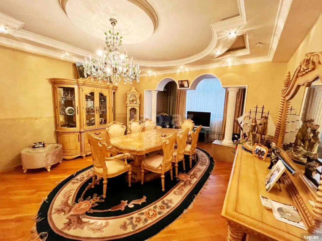 Satılır 4 otaqlı yeni tikili 176 m²