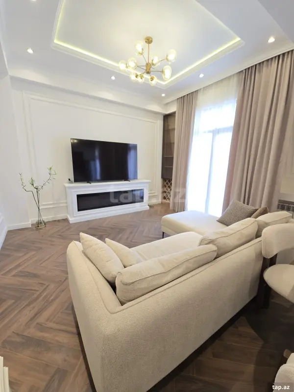 Satılır 2 otaqlı yeni tikili 80 m²
