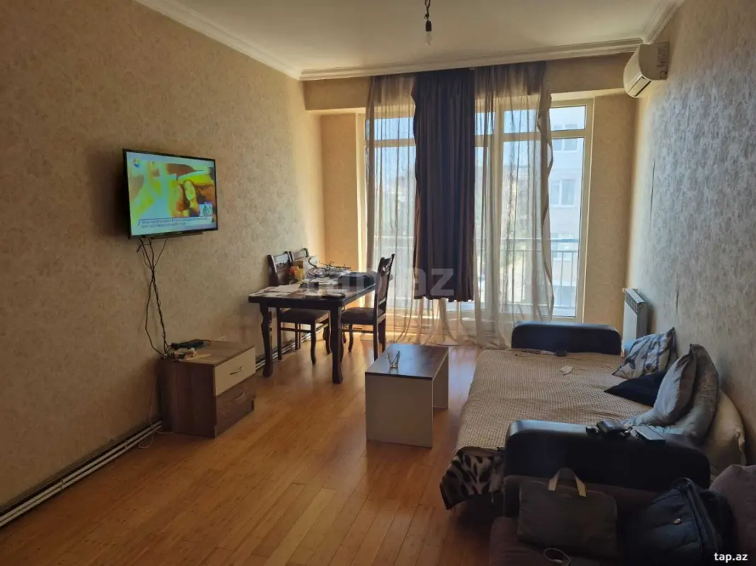 Kirayə verilir 3 otaqlı yeni tikili 90 m²