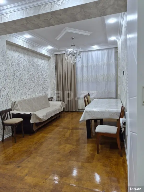 Kirayə verilir 3 otaqlı yeni tikili 100 m²