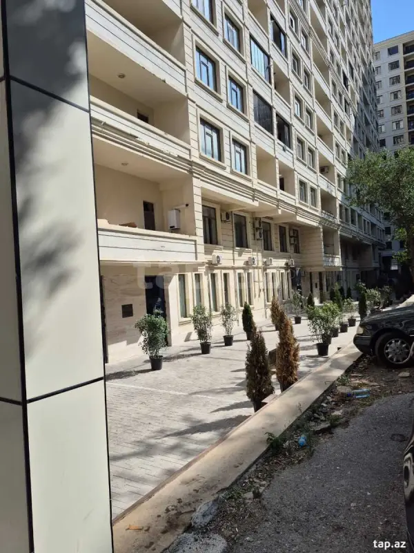 Kirayə verilir 2 otaqlı yeni tikili 95 m²