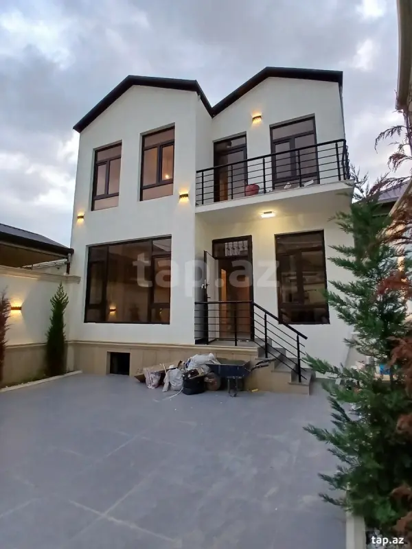 Satılır 4 otaqlı həyət evi 140 m²