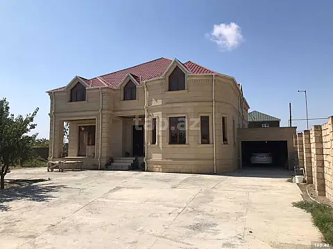 Satılır 6 otaqlı həyət evi 400 m² — Bakı 6 otaq 400.00 m²
