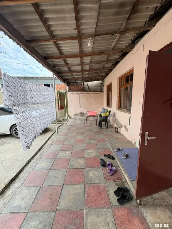 Satılır 4 otaqlı həyət evi 120 m²