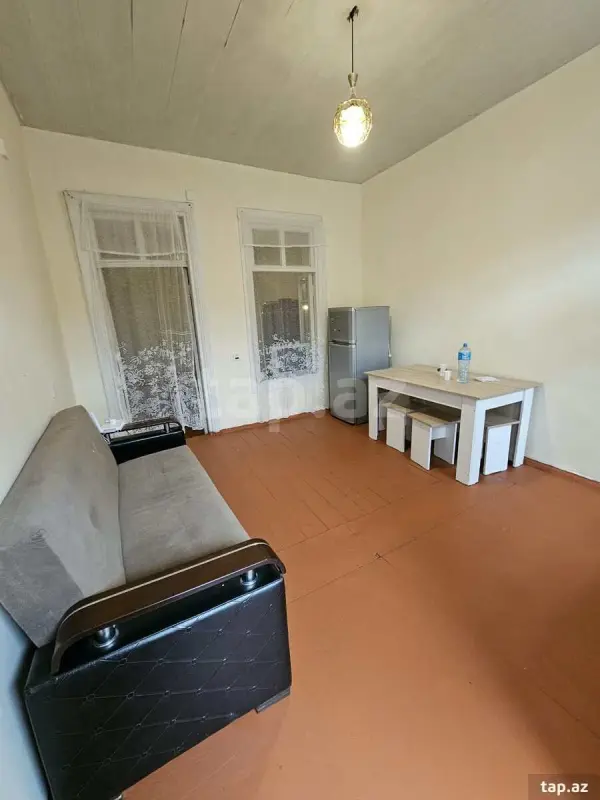 Satılır 2 otaqlı həyət evi 60 m²