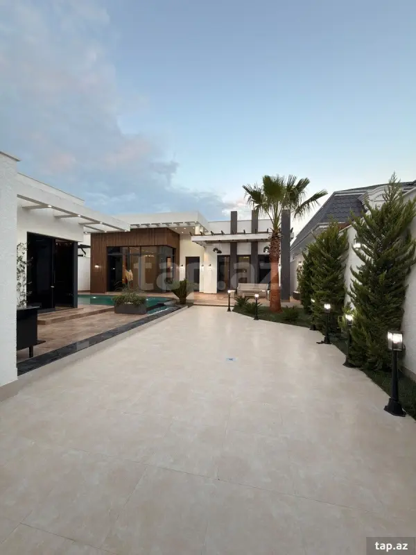 Satılır 5 otaqlı həyət evi 230 m²