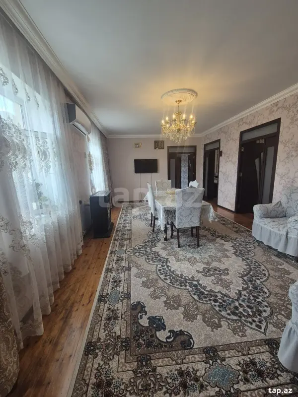 Satılır 4 otaqlı həyət evi 80 m²