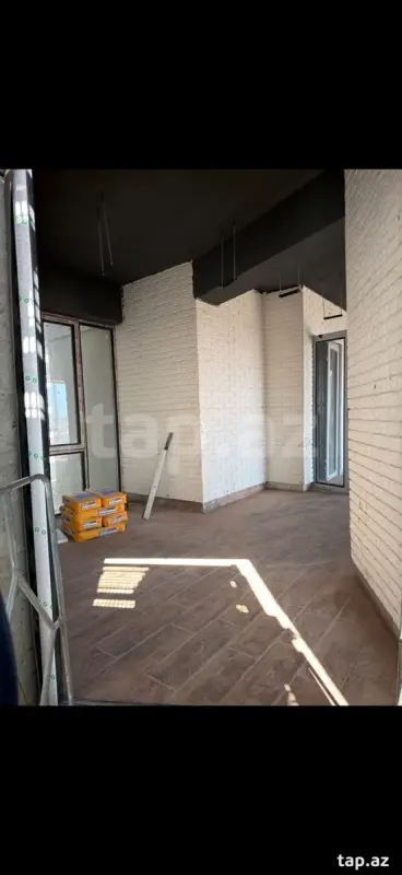 Satılır 3 otaqlı yeni tikili 96 m²
