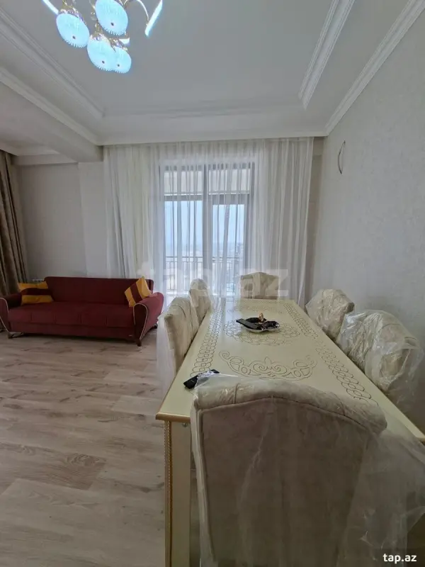 Kirayə verilir 2 otaqlı yeni tikili 95 m²
