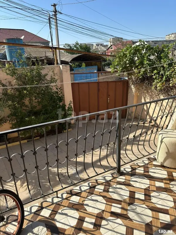 Kirayə verilir 4 otaqlı həyət evi 120 m²