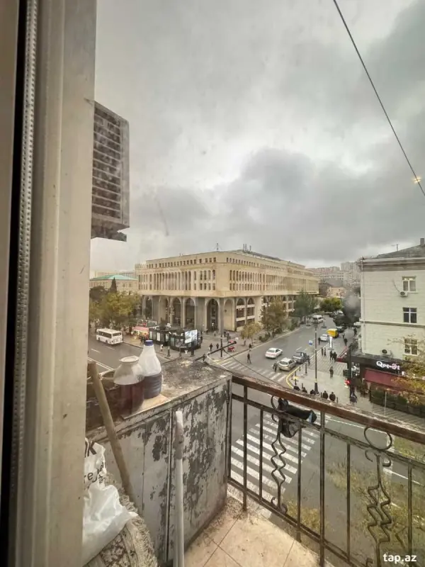 Satılır 3 otaqlı mənzil 90 m²
