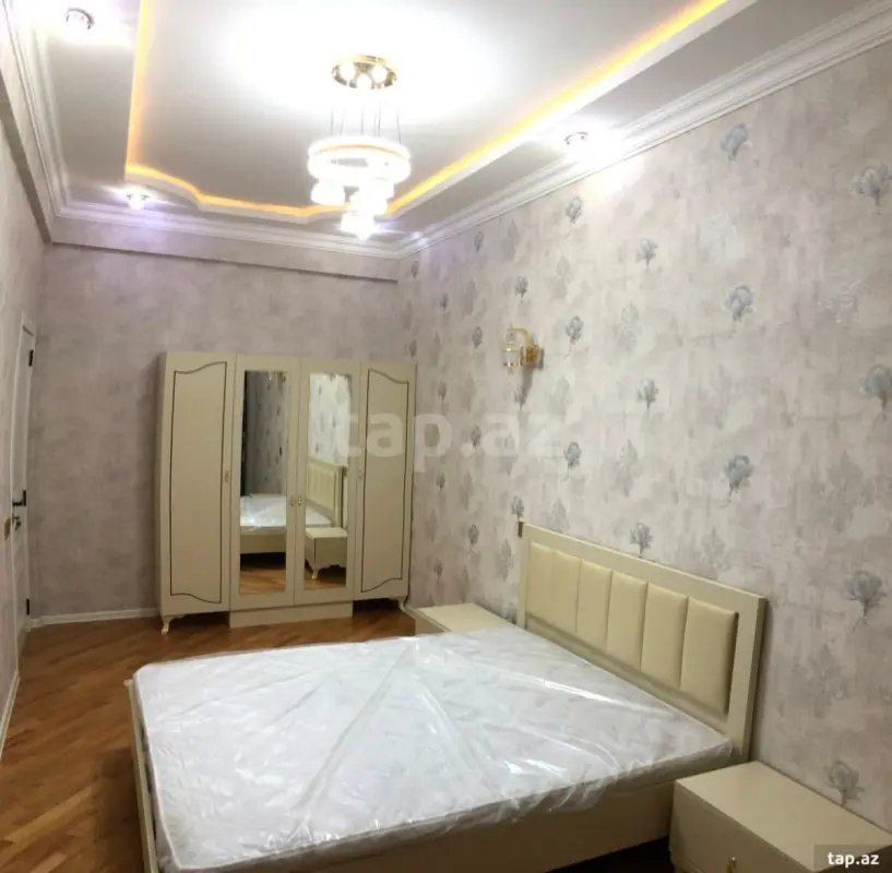 Kirayə verilir 3 otaqlı yeni tikili 96 m²