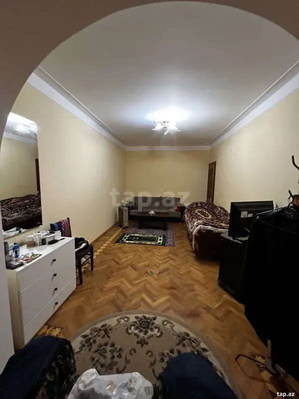 Satılır 1 otaqlı mənzil 38 m²
