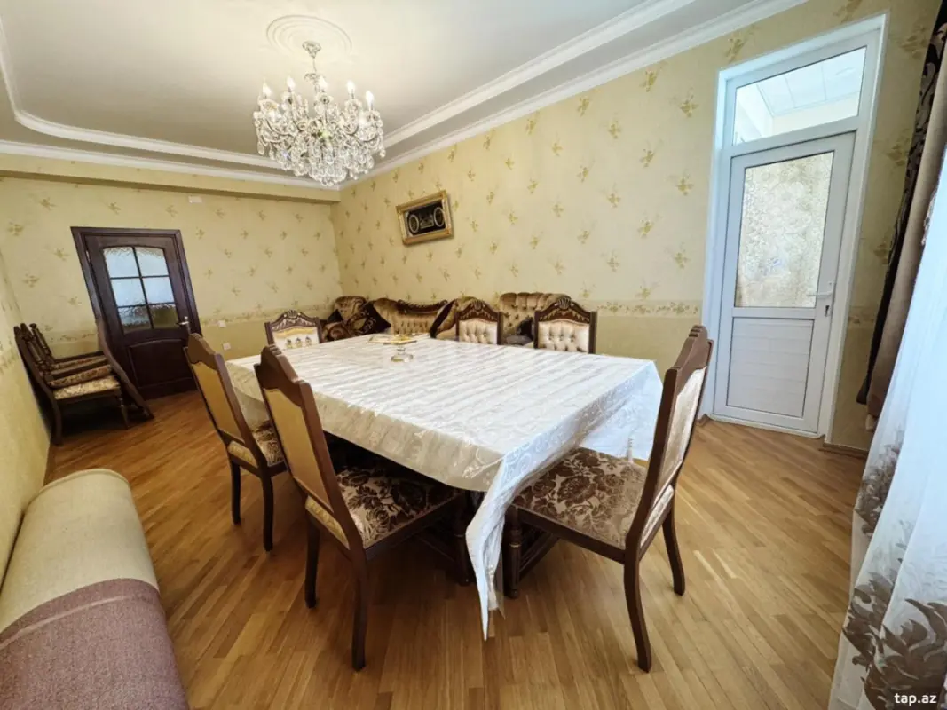 Satılır 4 otaqlı yeni tikili 140 m²