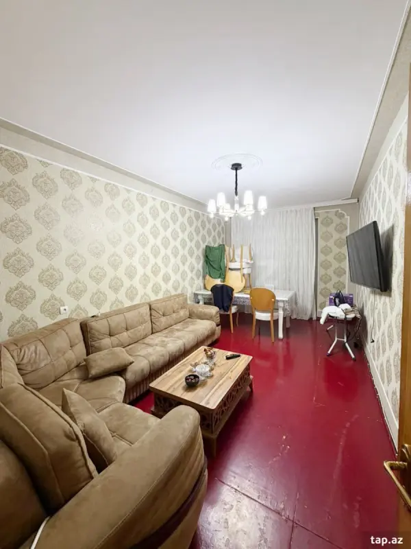 Satılır 5 otaqlı mənzil 130 m²