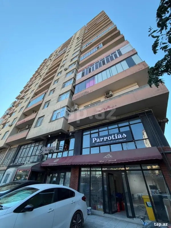 Satılır 3 otaqlı yeni tikili 120 m²