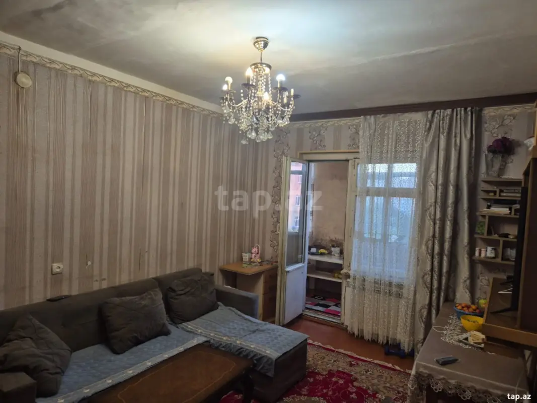 Satılır 2 otaqlı mənzil 43 m²
