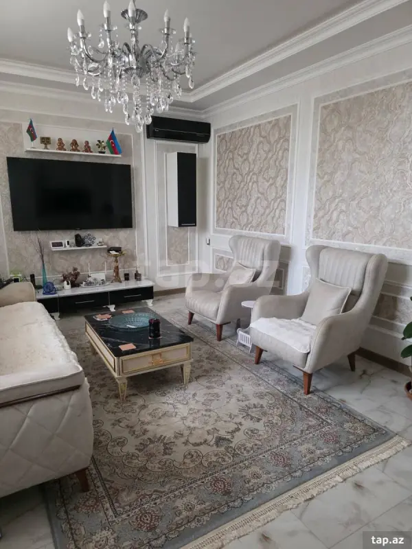 Satılır 5 otaqlı həyət evi 132 m²